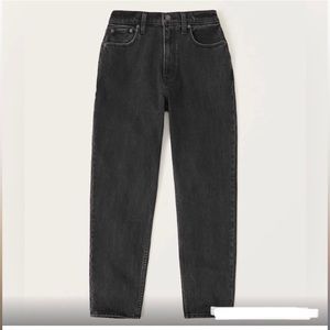 Abercrombie high Rise 80s Mom Jeans in black size 26 or 2